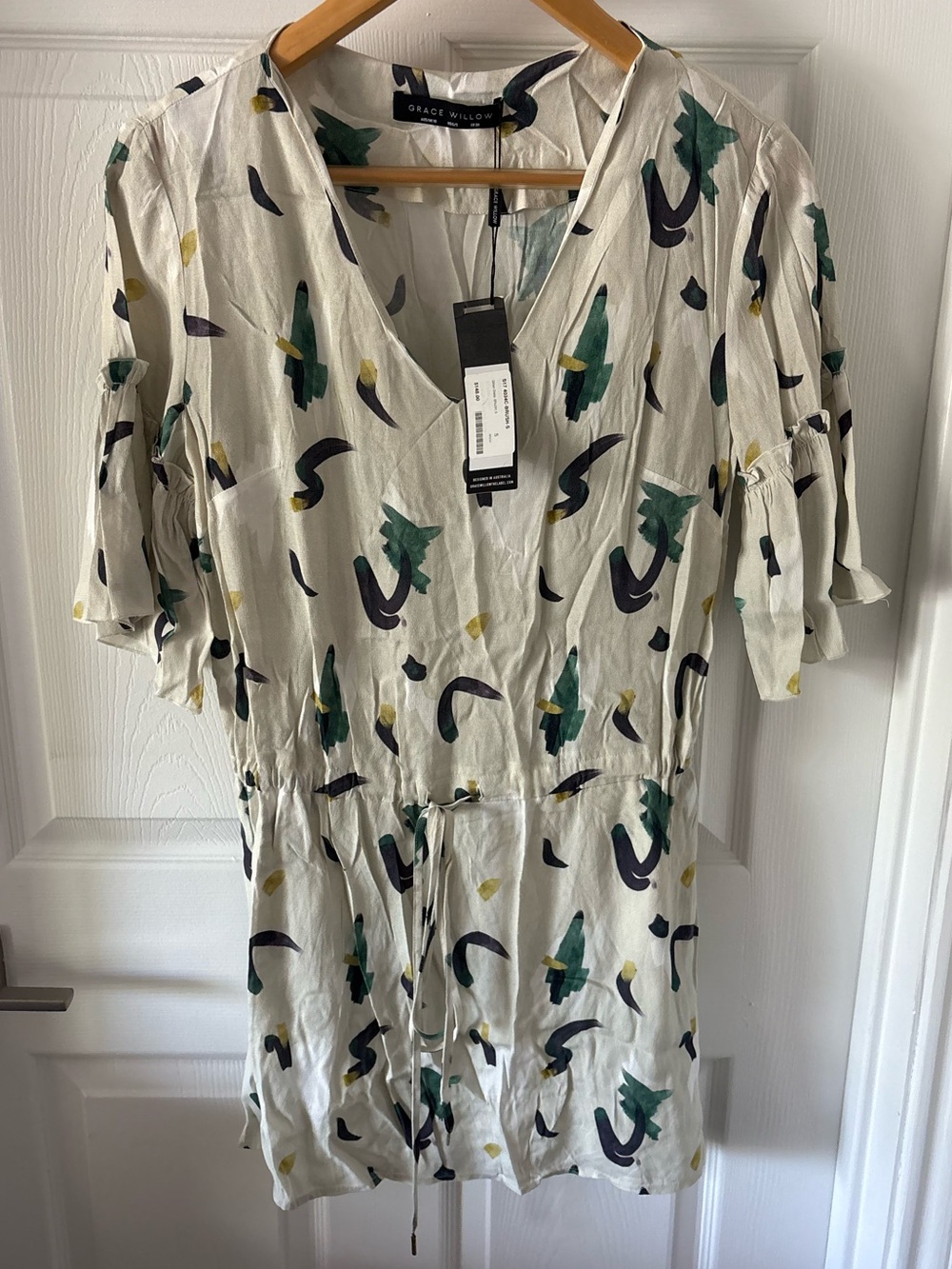 NWT Grace Willow Abstract Print V-Neck Ruffle Sleeve Dress Size S